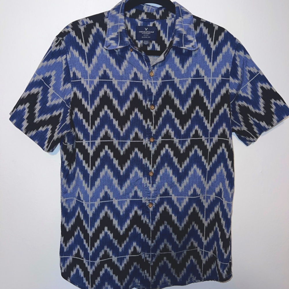 American eagle button up